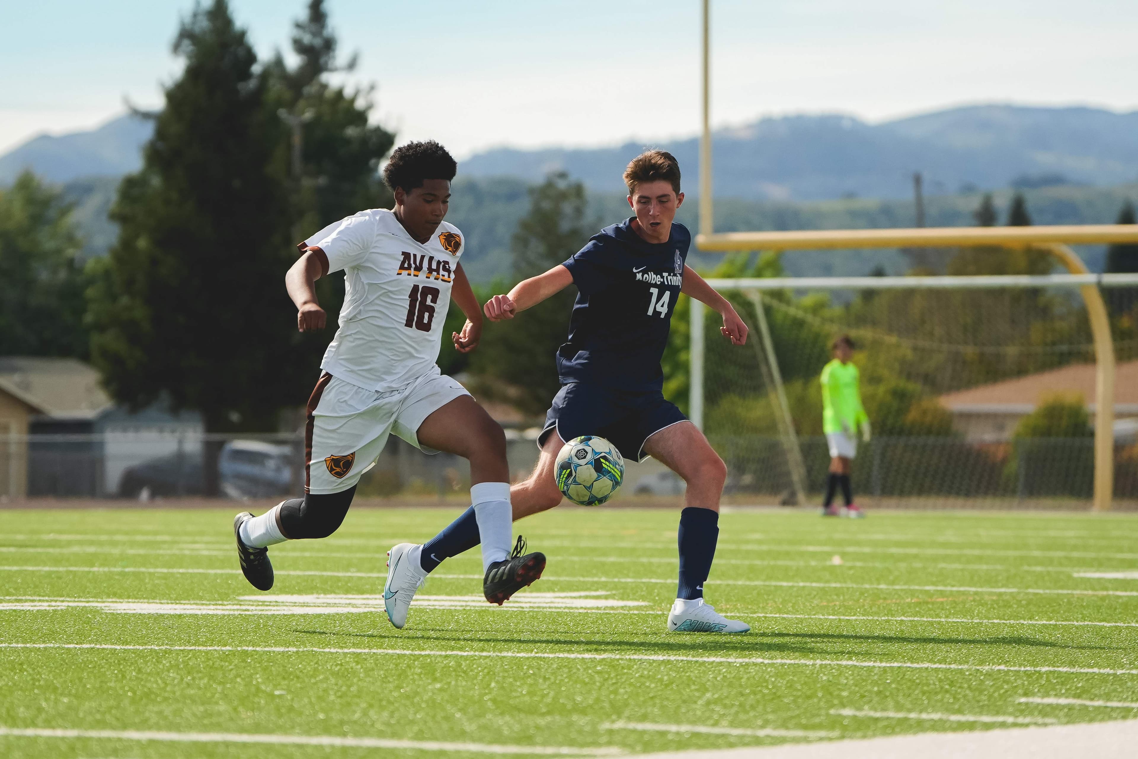 Battling for the ball against Anderson Valley.
