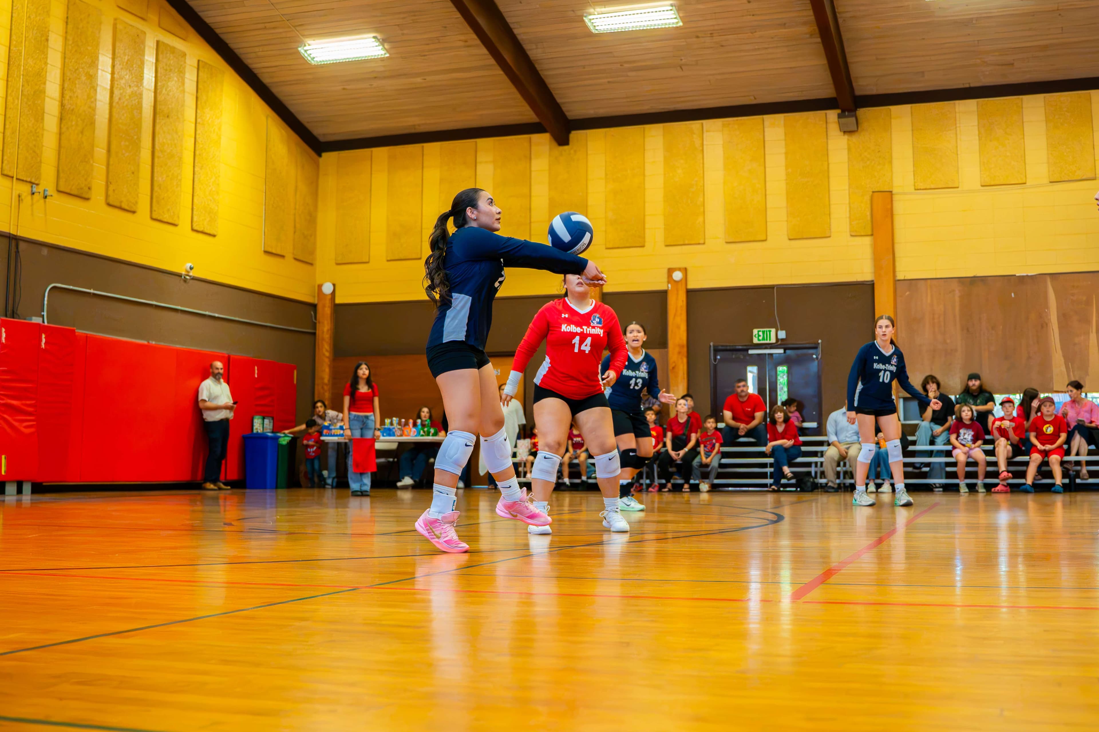 Crusaders scramble to keep the ball alive.